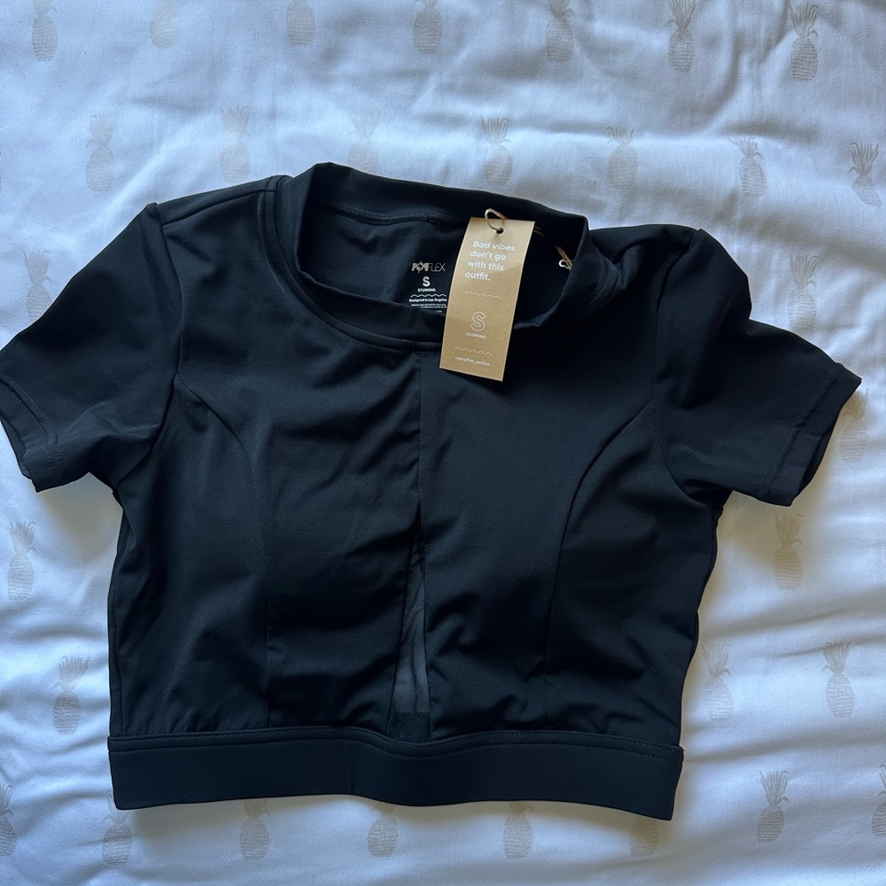 Popflex crop top bra, size small in black color